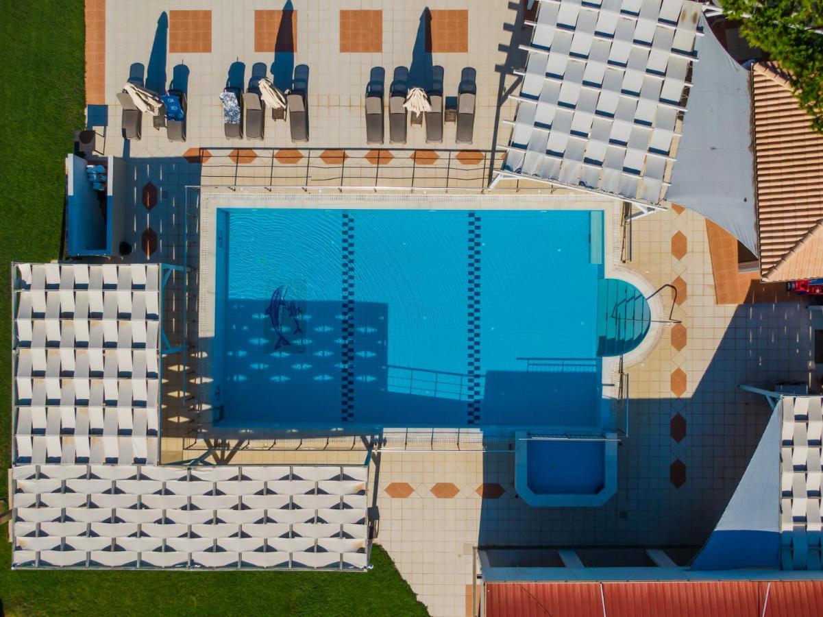 Mesogeios Hotel Marathopoli Exterior photo