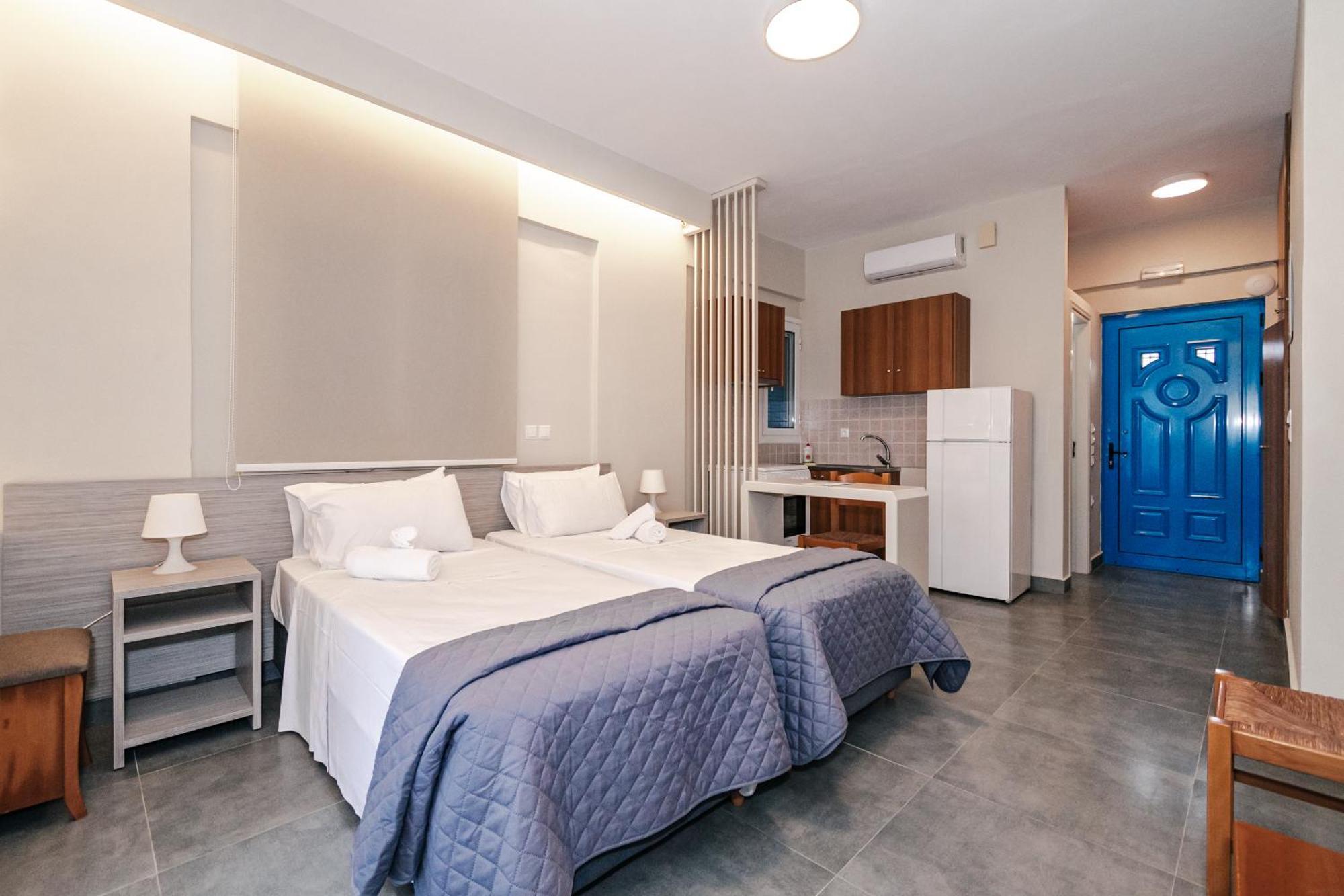 Mesogeios Hotel Marathopoli Exterior photo